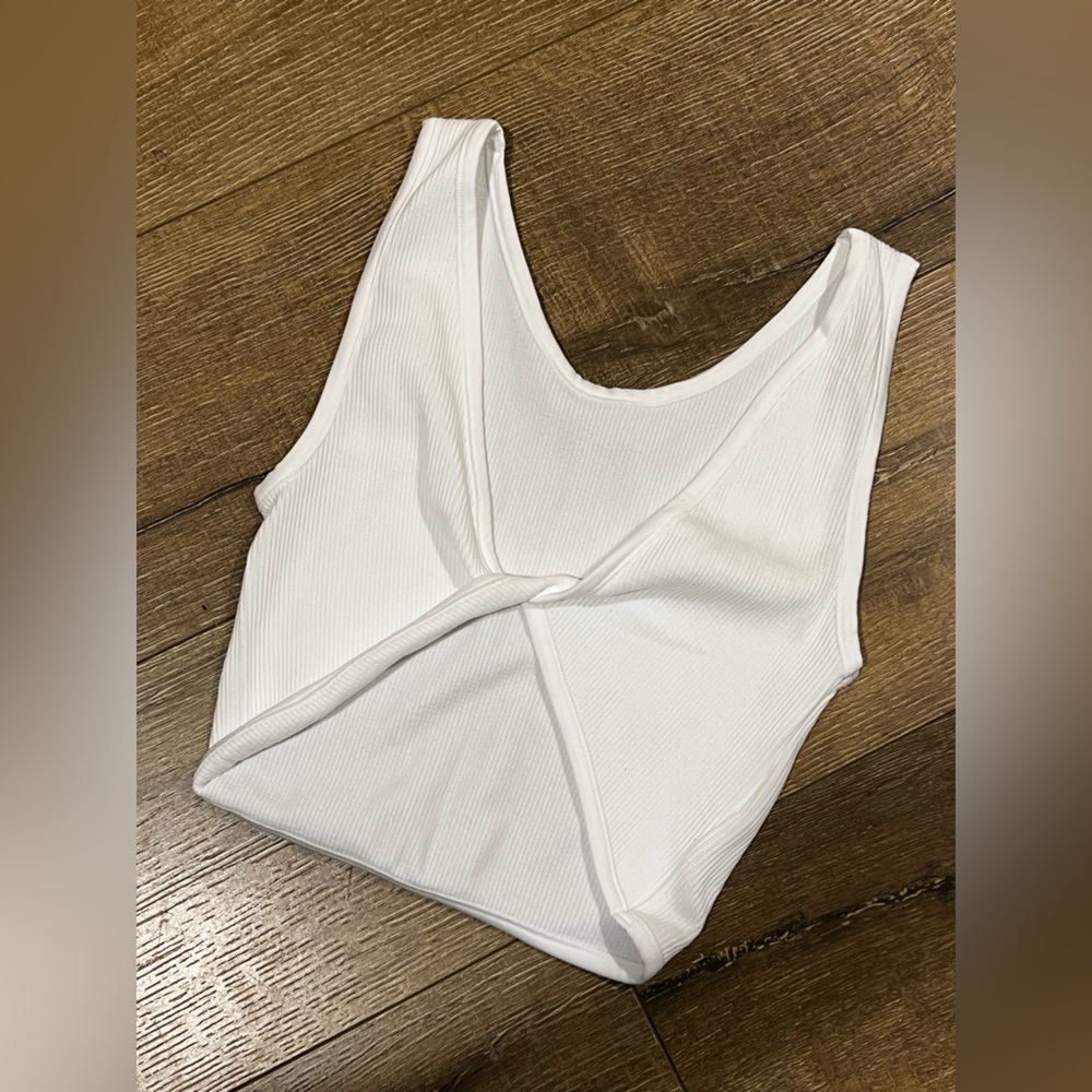 White criss cross crop top